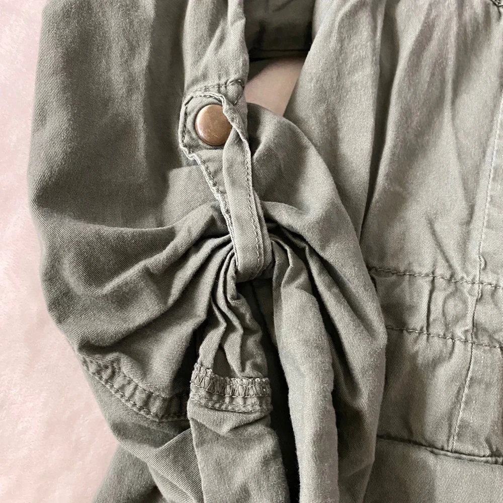 Green Jacket - Picture 2 of 4